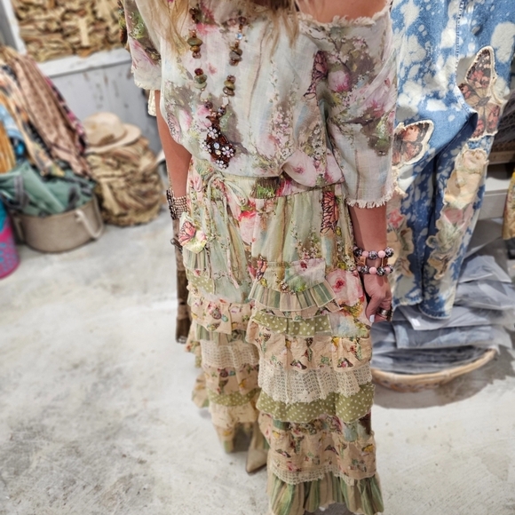A Rare Bird Pants - NEW A Rare Bird Butterfly Boho Pants -  Ruffle Wide-Leg Pants